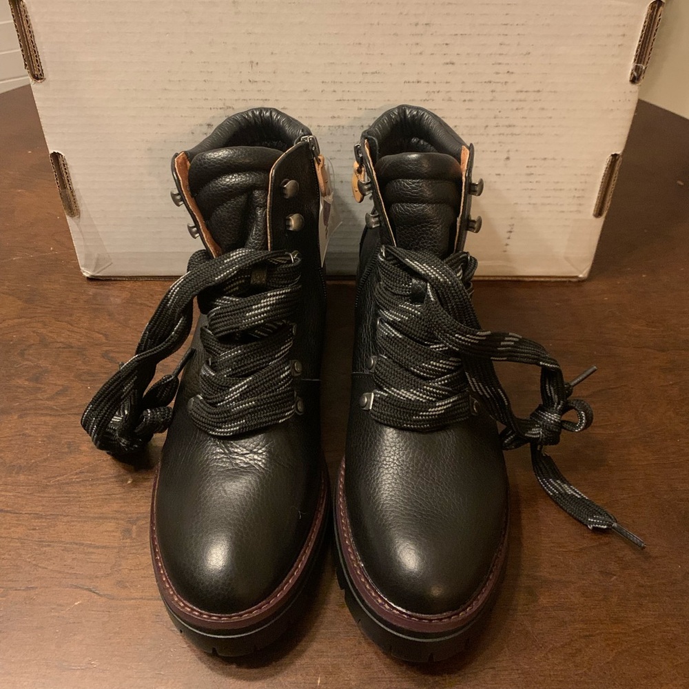 Kenneth Cole Gentle Souls Black Leather Ankle Boots, size 8.5